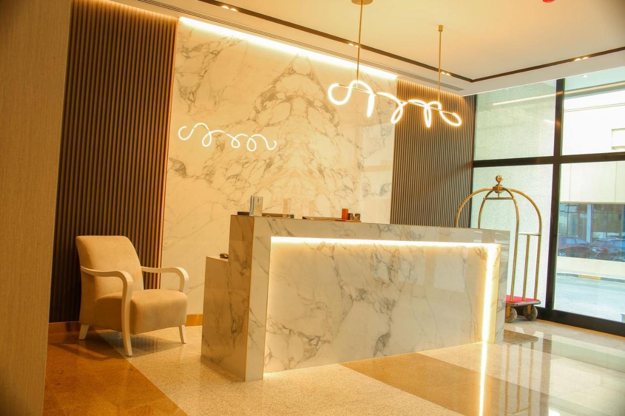 Capital O 111 Infinity Suites Manama Exterior foto