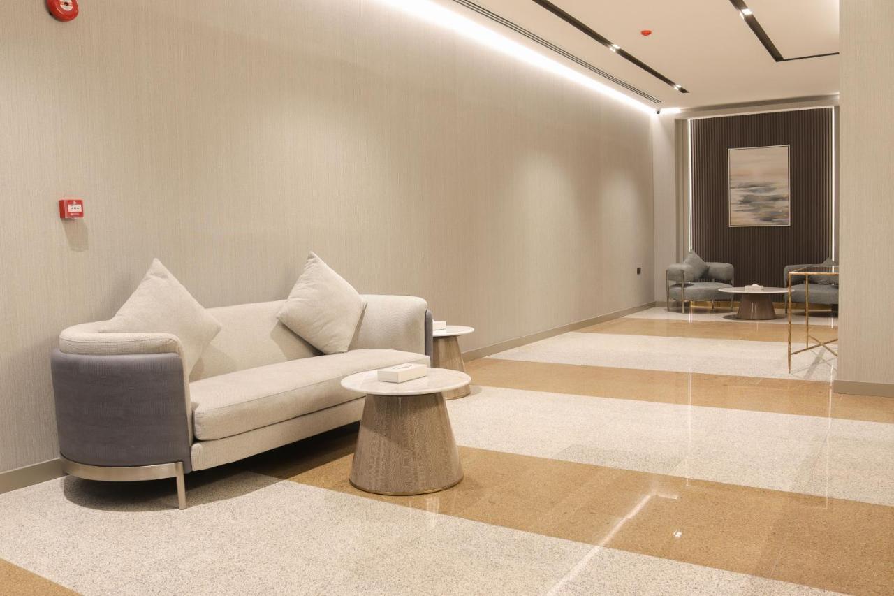 Capital O 111 Infinity Suites Manama Exterior foto