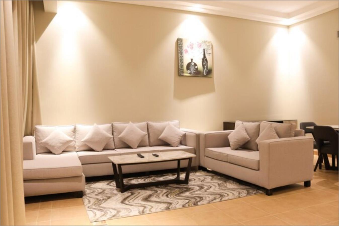 Capital O 111 Infinity Suites Manama Exterior foto